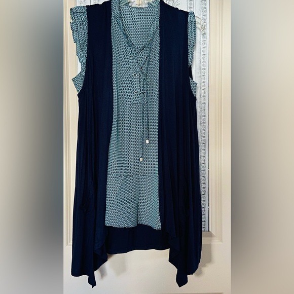 NWT VeryYoung Light Sleeveless Shawl Vest-Side Pockets-Versatile Piece-Also Ties - Picture 12 of 16